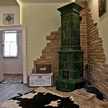 Apartament Gyulai 200 Eves Jula