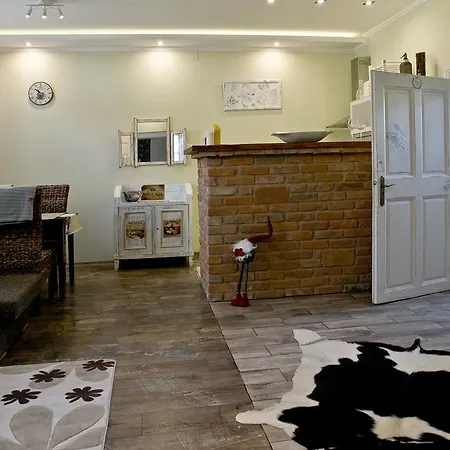 Gyulai 200 Eves Apartament Jula